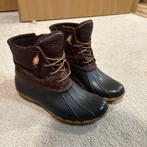 Sperry Saltwater Duck Boots Women’s Size 9